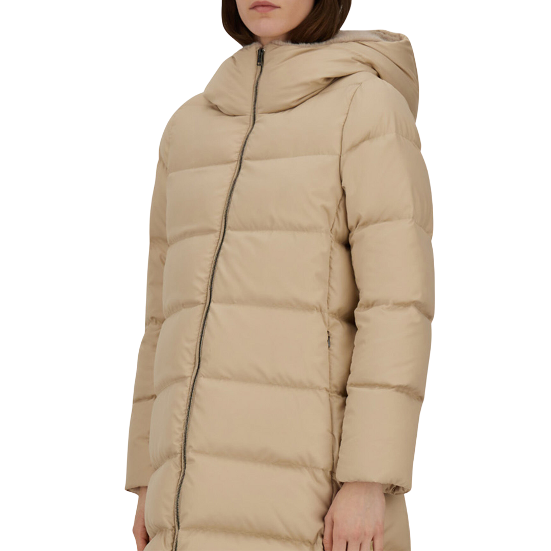 A-Shape Jacket in Arendelle Faux Fur in Light Beige