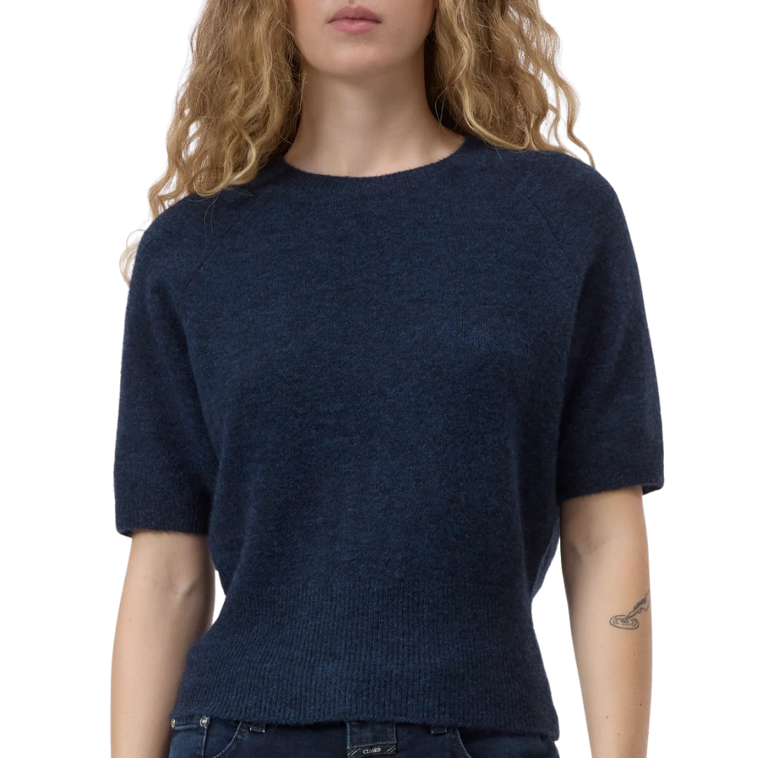 Short-Sleeved Knit in Dark Night