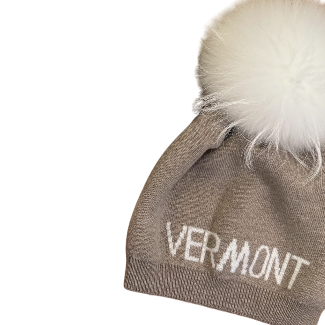Vermont Pom Hat in Taupe