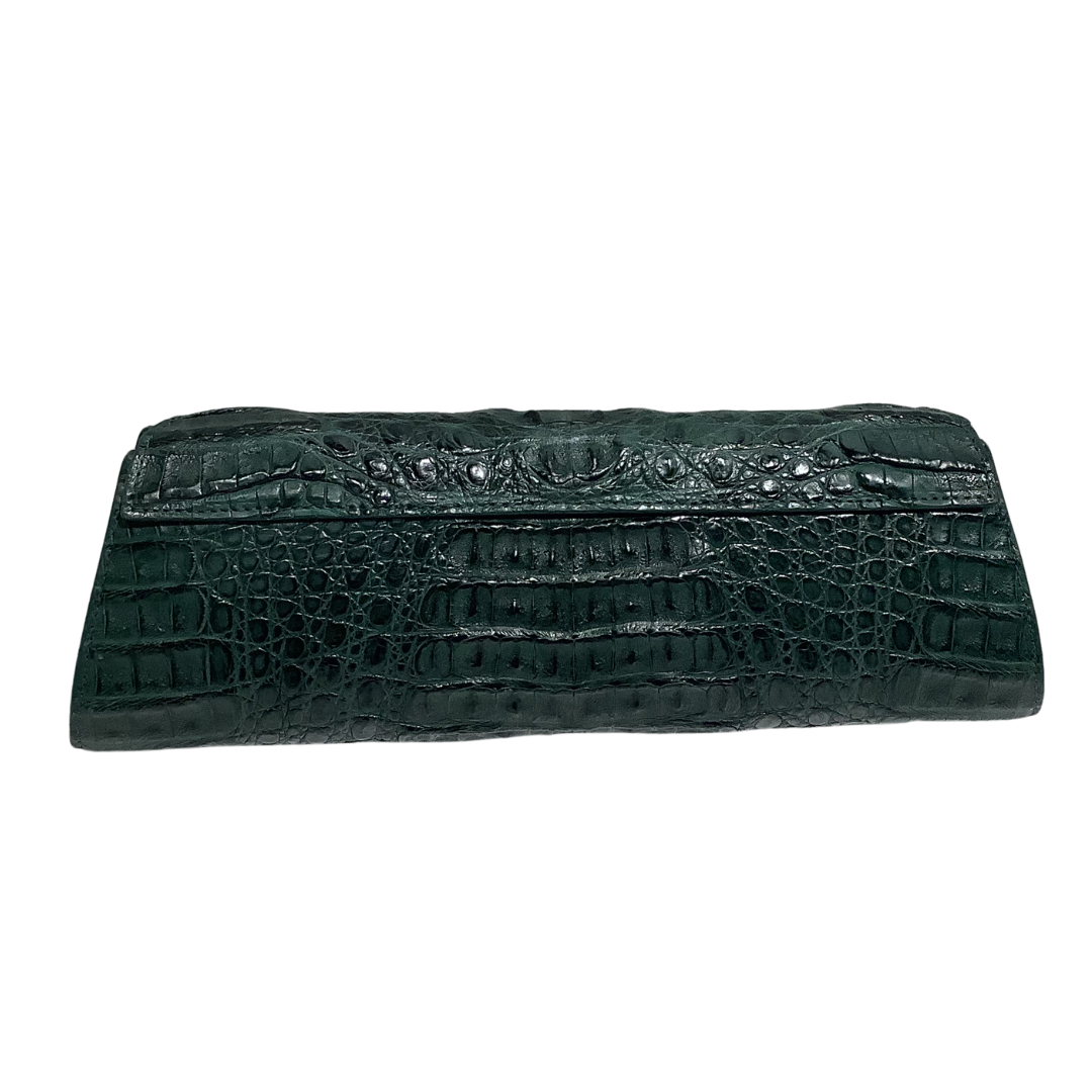 Hornback Crocodile Clutch in Forest