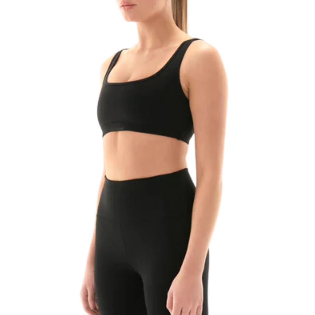 Amplify Sports Bra in Black