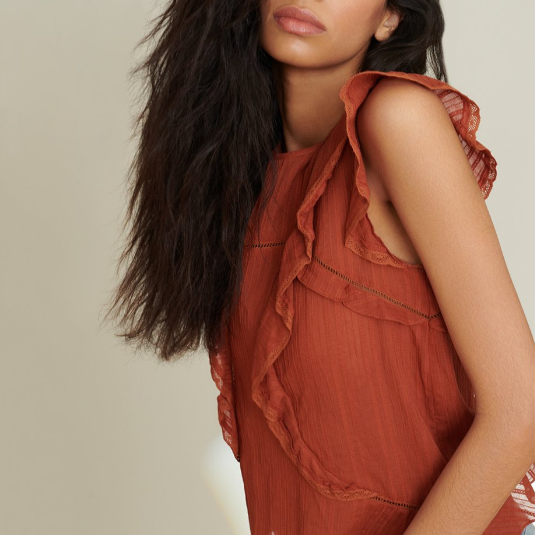Aira Ruffle Top in Rust