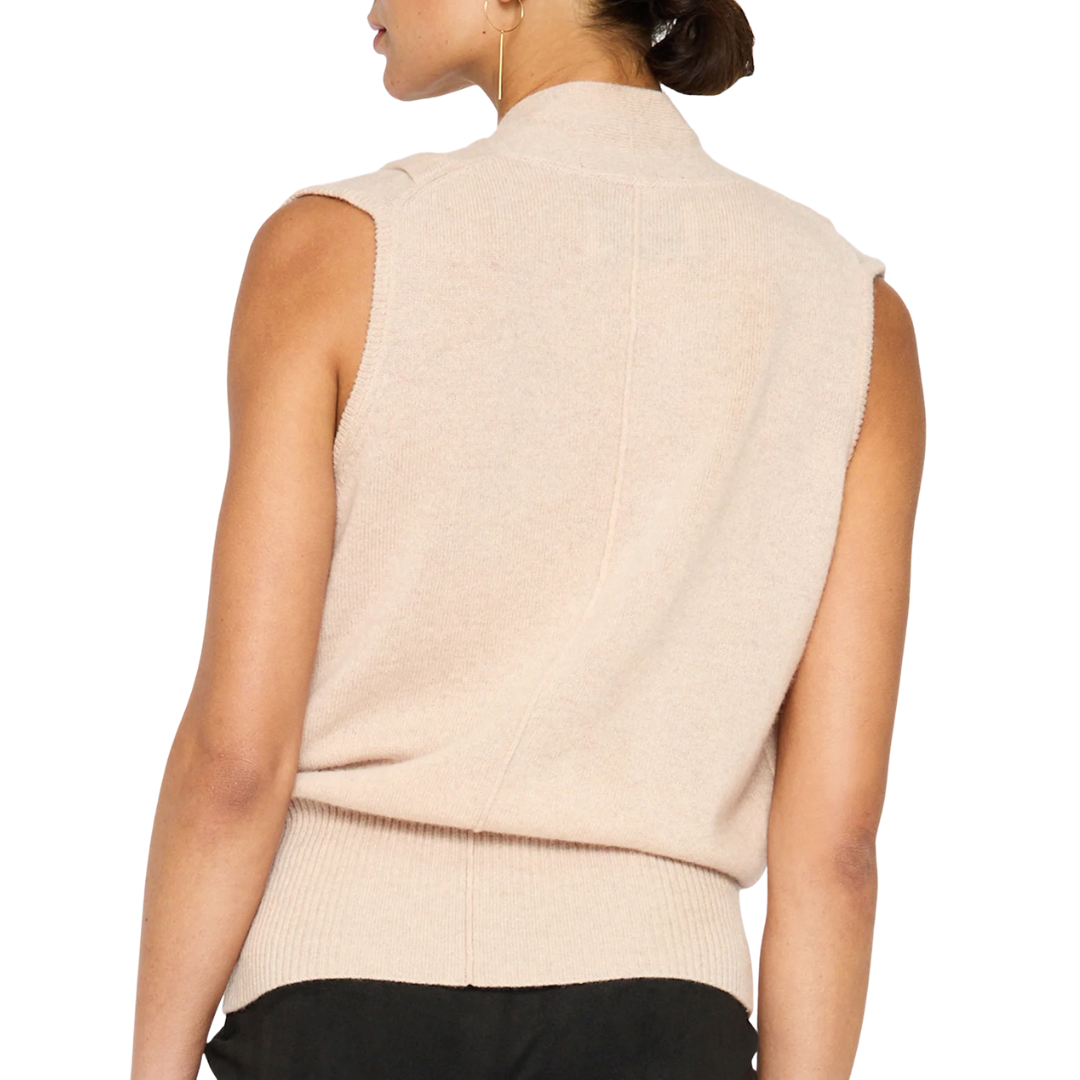 Phinneas Sleeveless Wrap Sweater in Perle Mélange