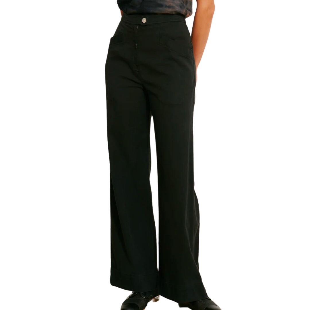 Lynn Pant in Black
