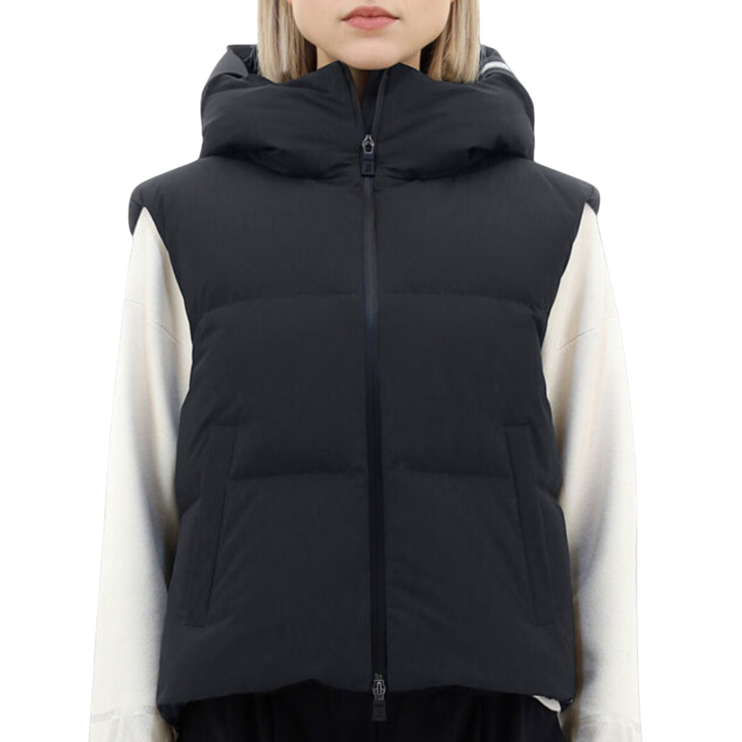Laminar Sleeveless Jacket in Black
