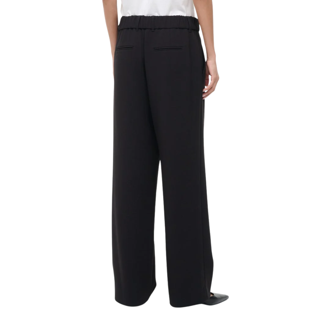 Jerome Pant in Black