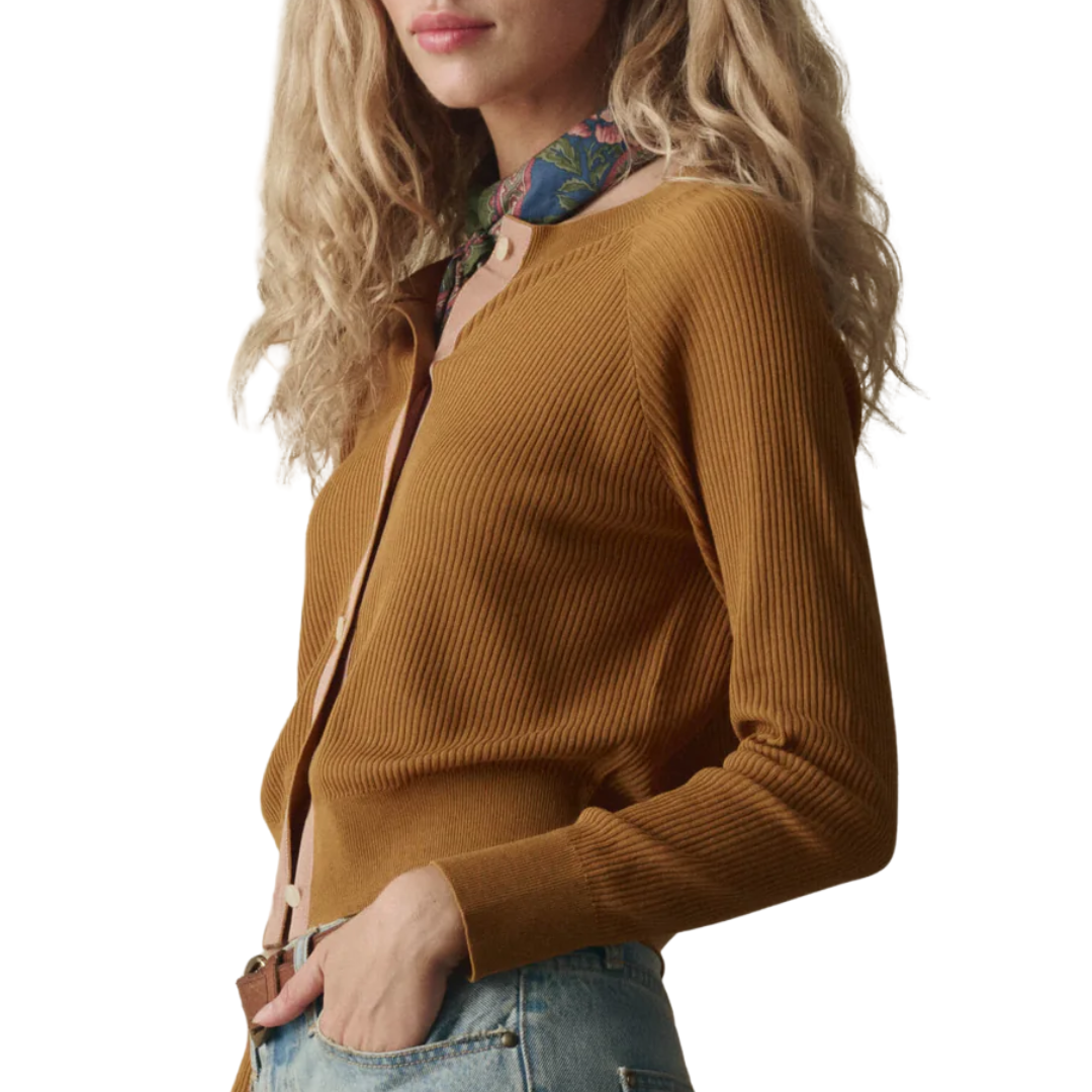 The Dainty Cardigan in Suntan