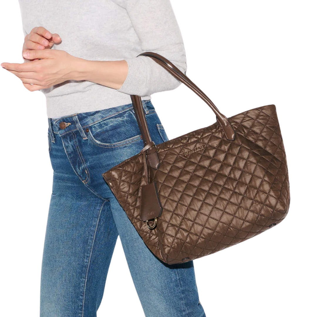 Small Daily Tote in Walnut