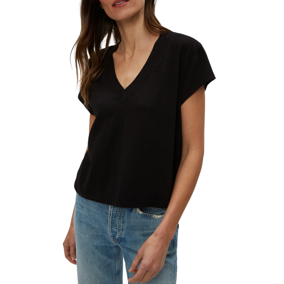 Harlan Cropped V-neck in Black