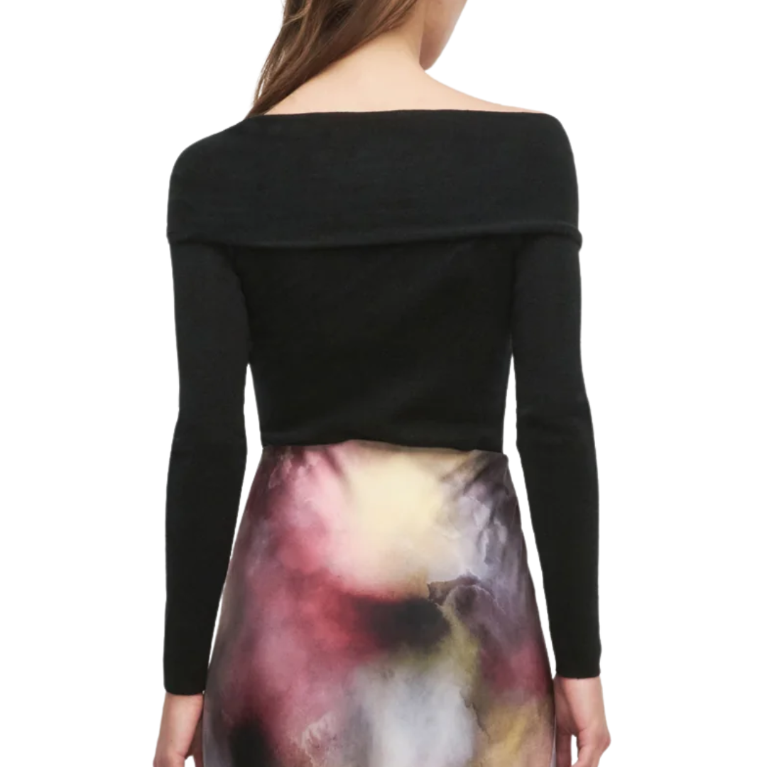 Charmed Top in Black