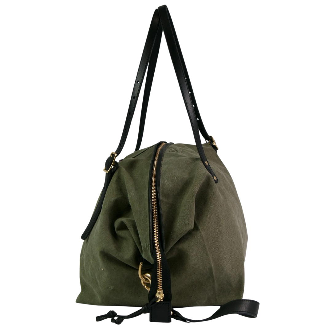 Small Star Crossbody in Army