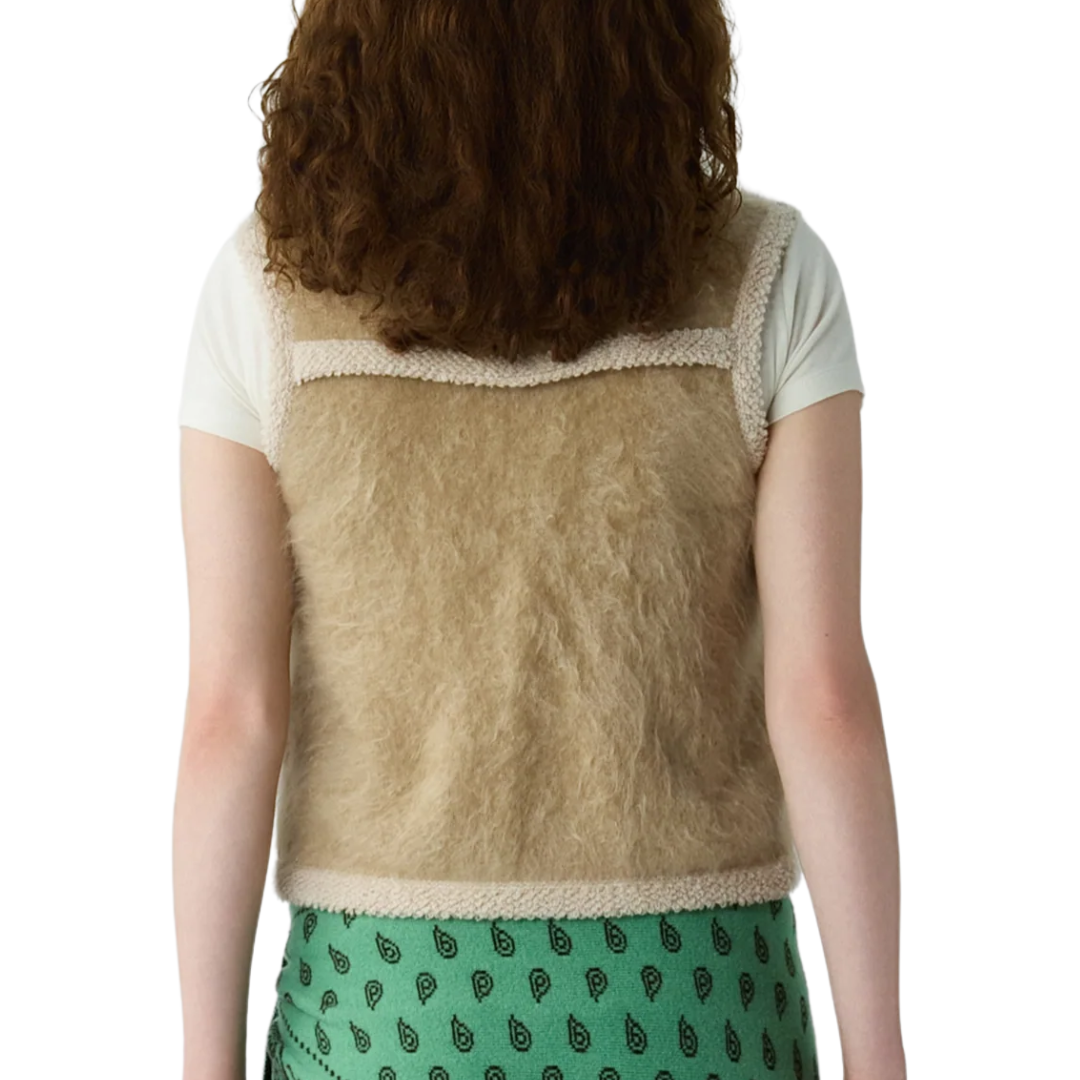 Grizzly Wrangler Vest in Camel