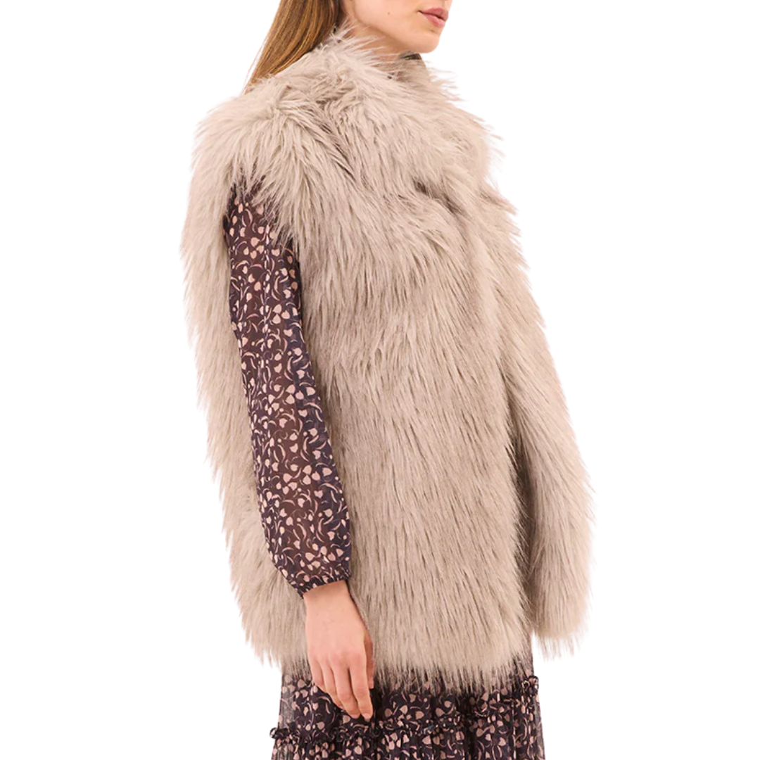 Ryleigh Vest in Grey