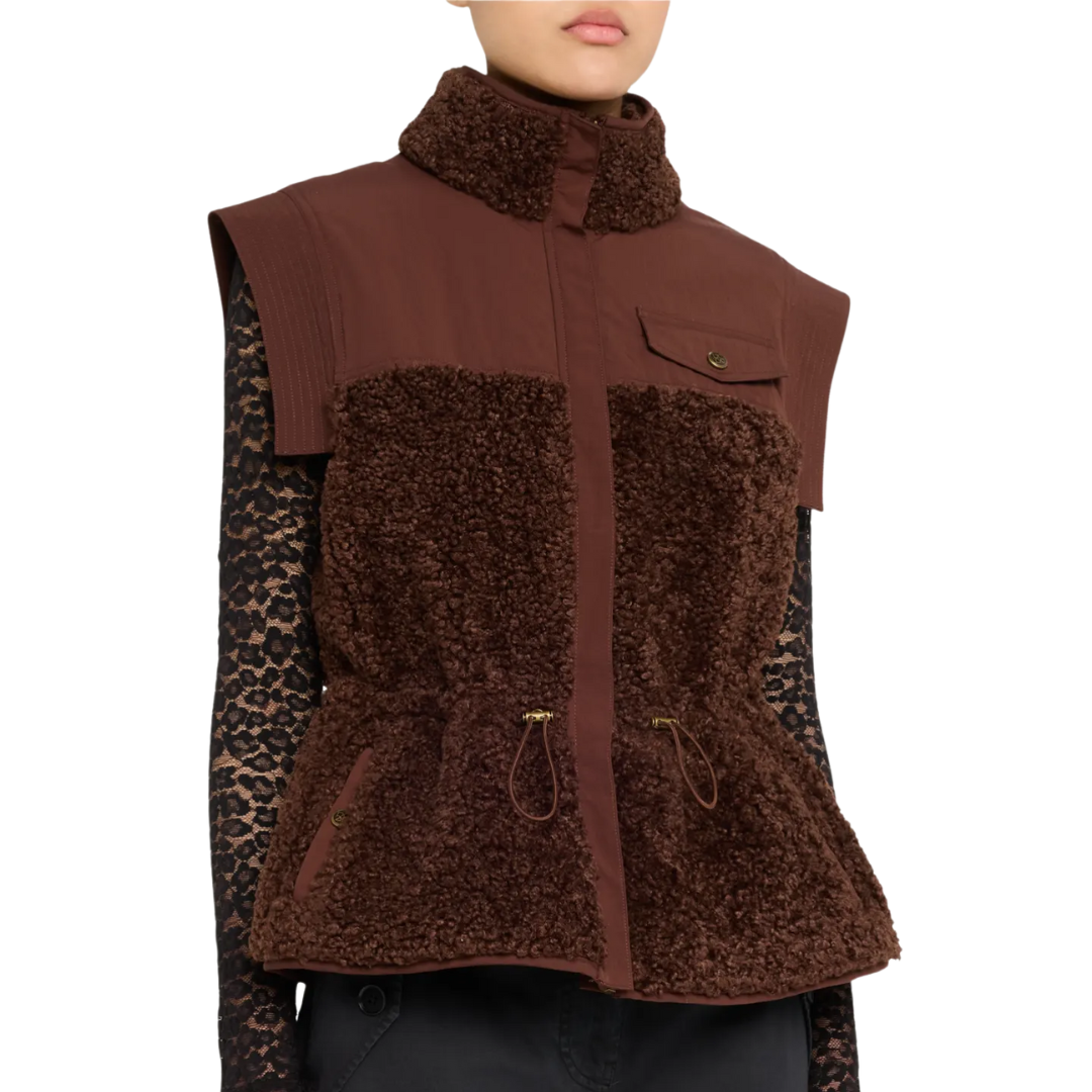 Tariet Teddy Fleece Vest in Onyx
