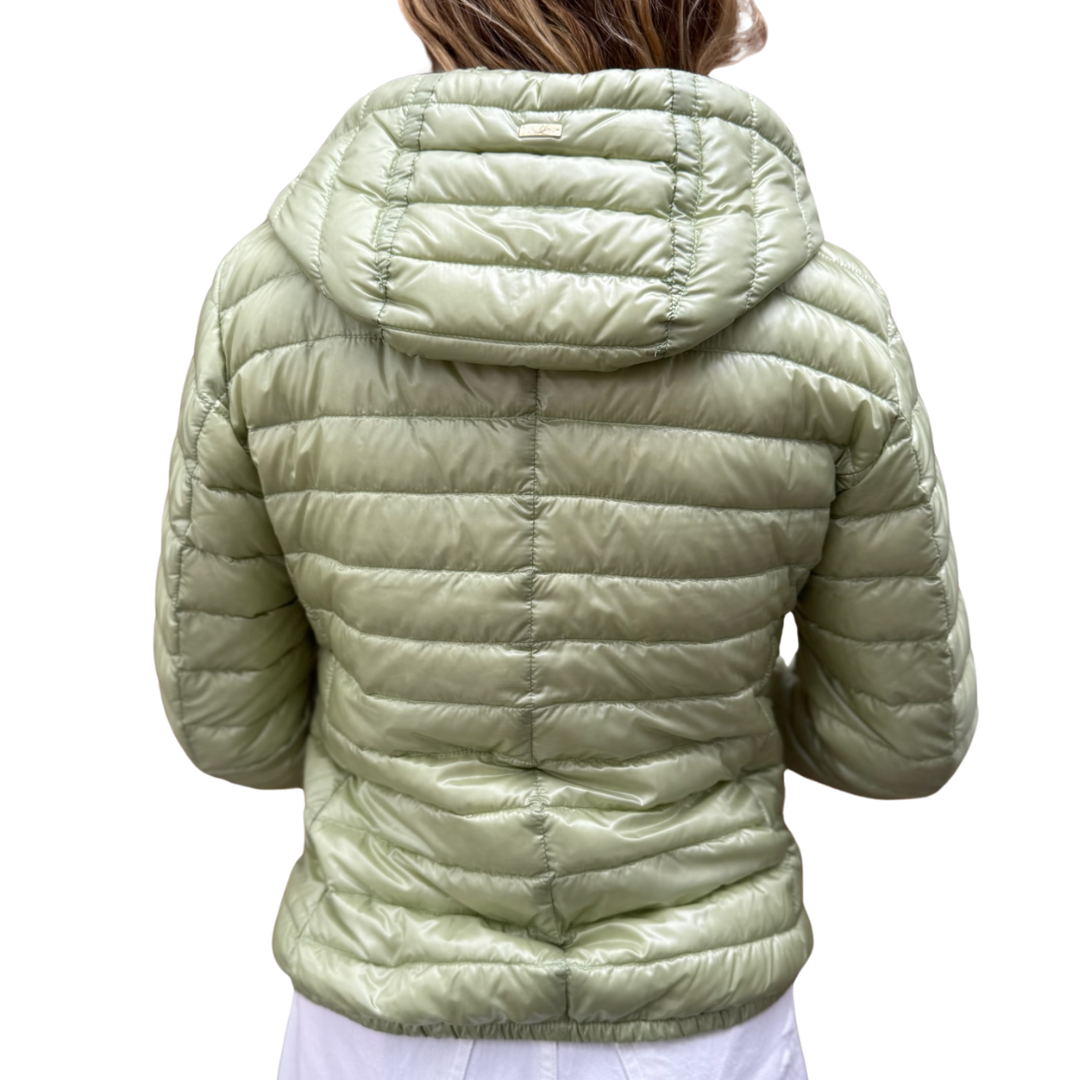 Giada in Light Green