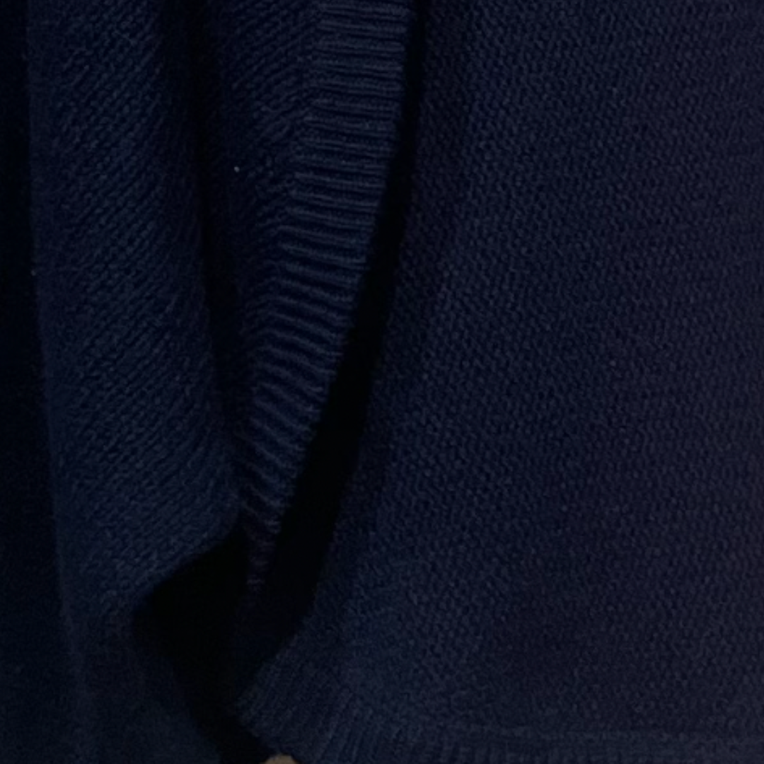 Loose Gauge Shrug in Navy