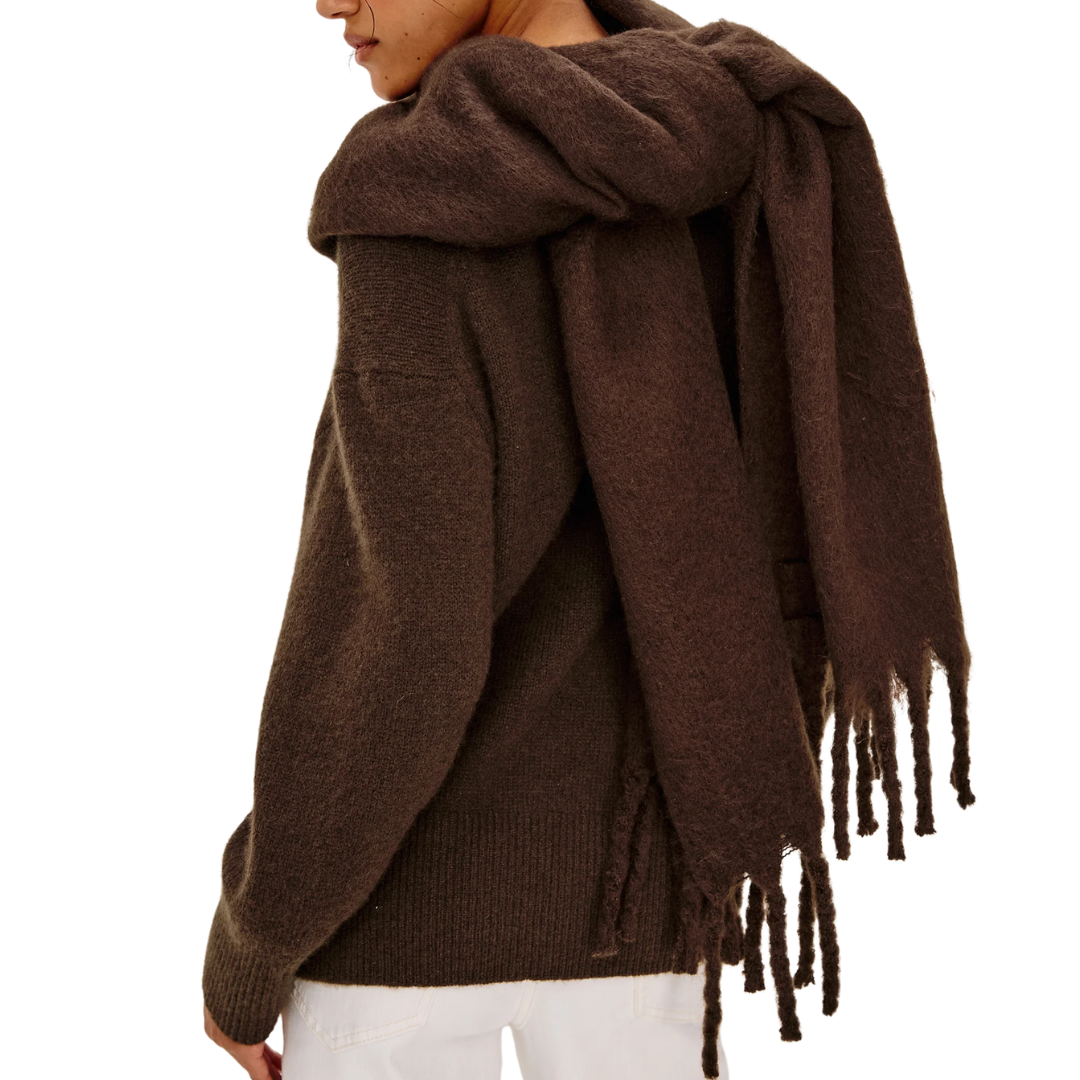 Oslo Scarf in Walnut