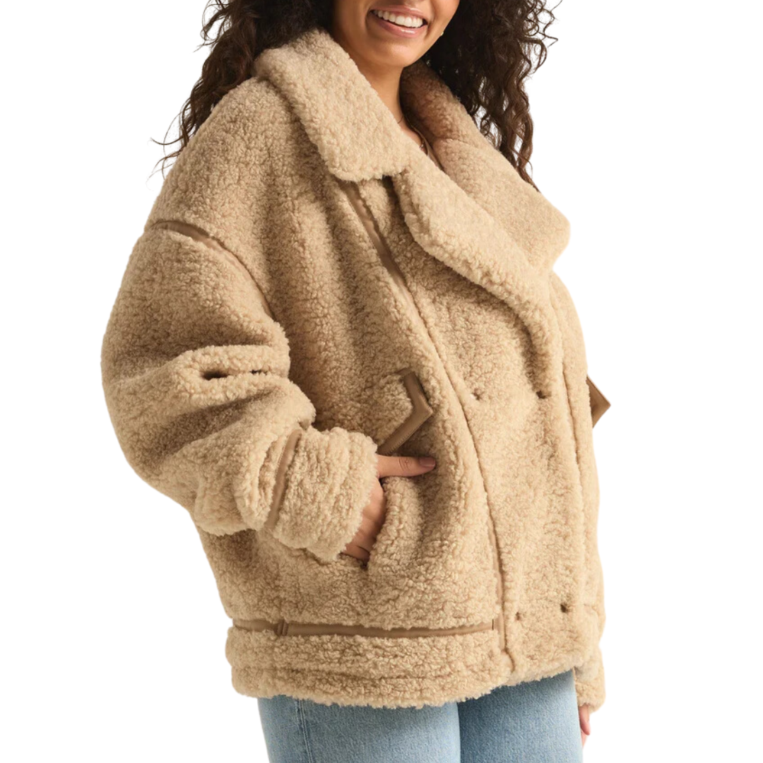 Ari Sherpa Jacket in Fossil