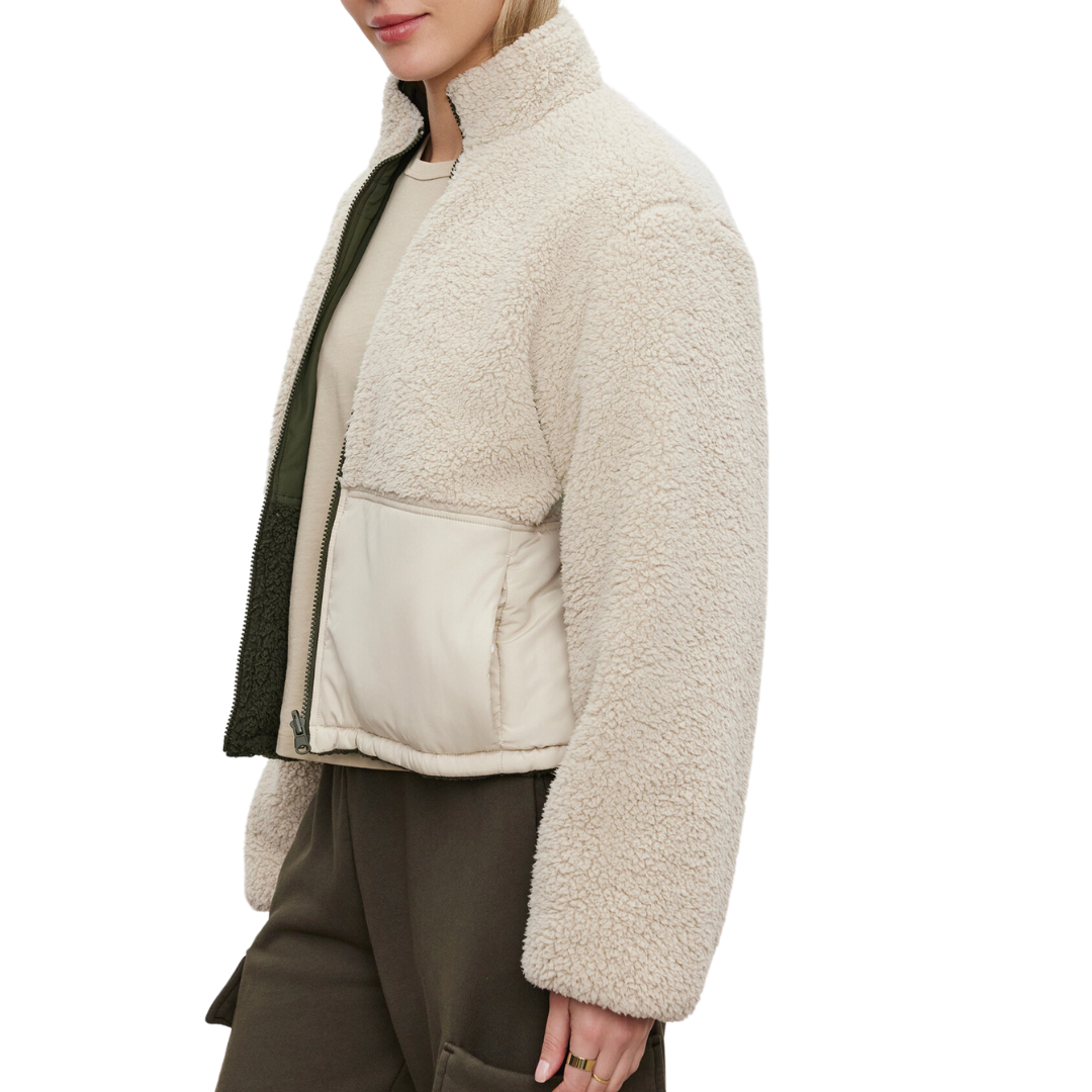 Tasha Reversible Puffer Sherpa Jacket in Army