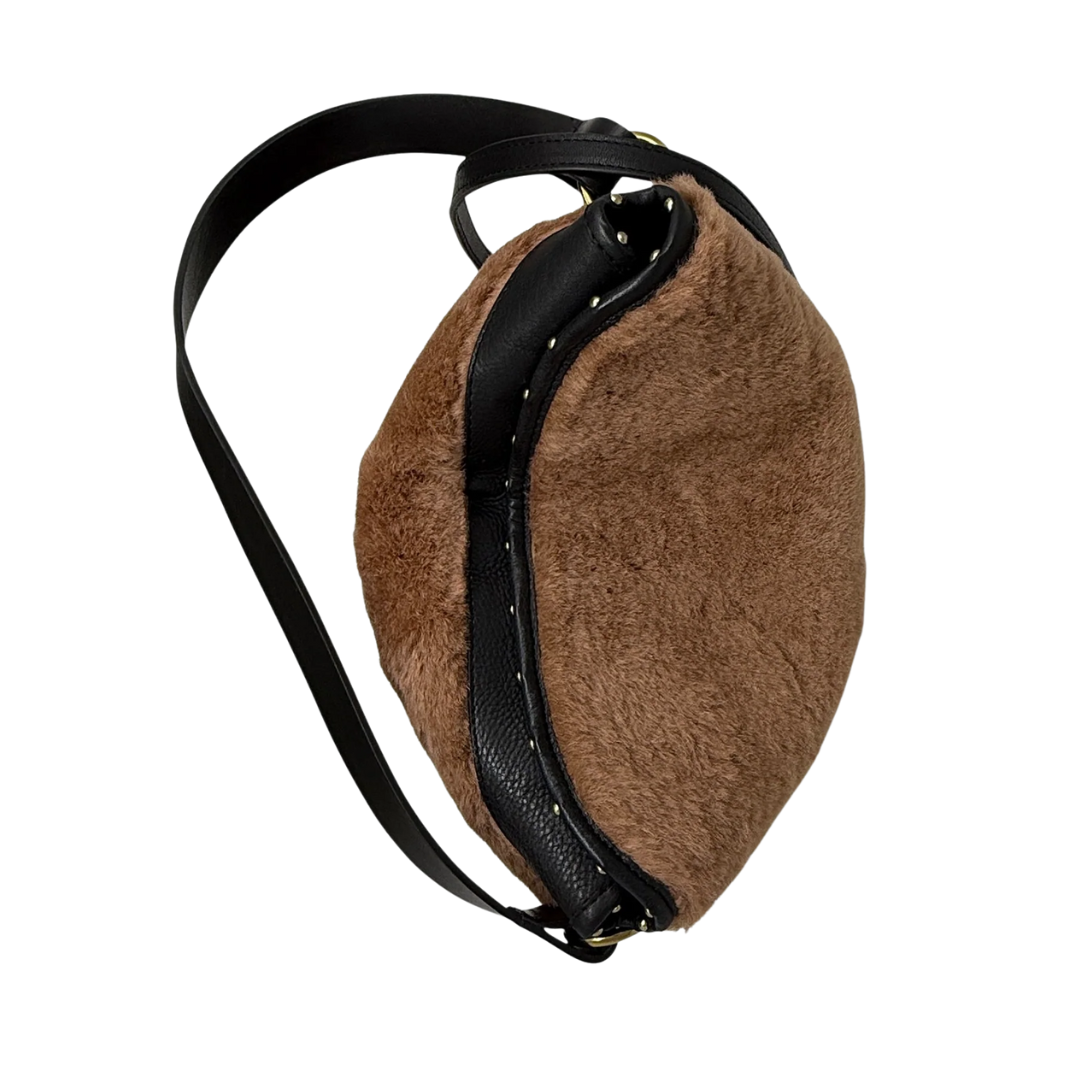 Richmond Bucket Bag in Caramel Shearling