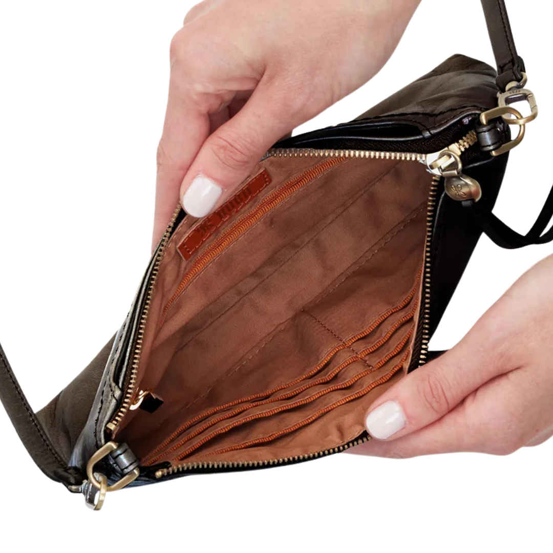Darcy Crossbody in Black