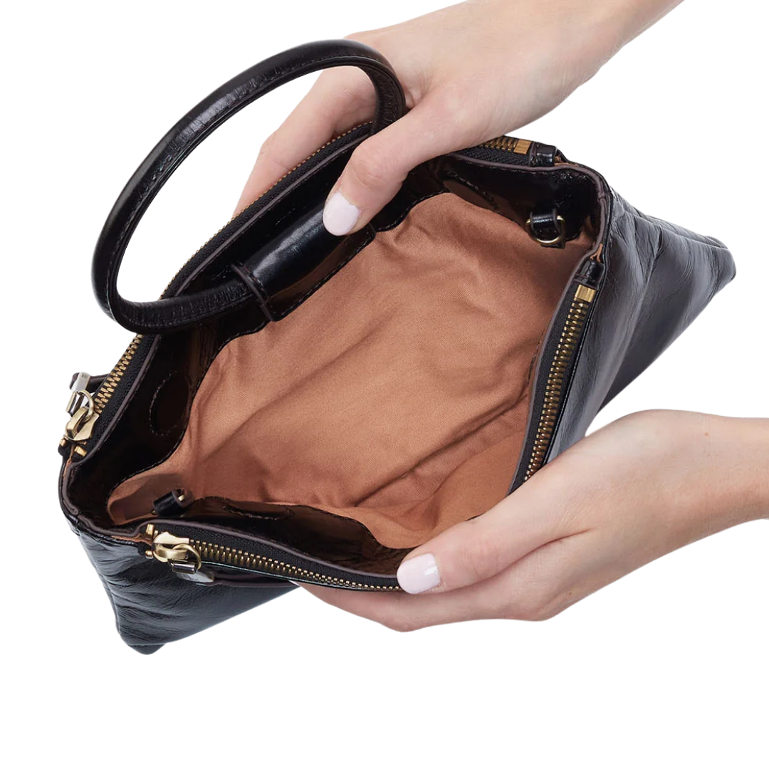 Sable Crossbody in Black