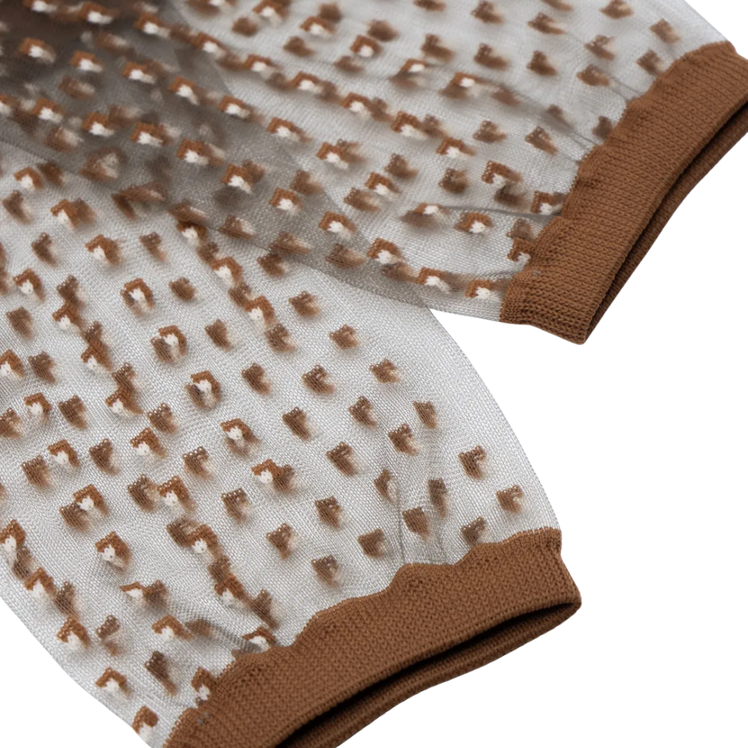 Crescent Dunes Socks in Brune