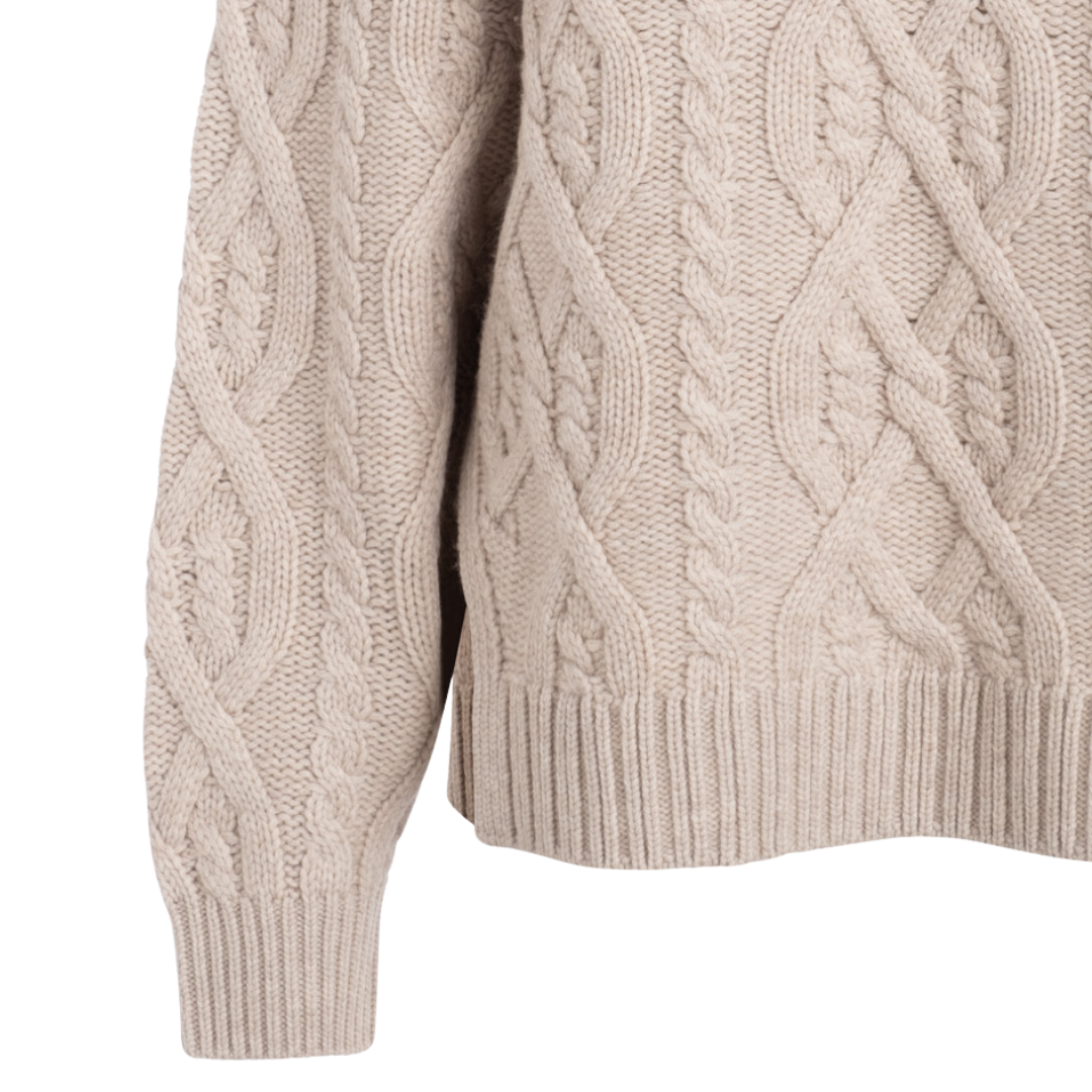 Ultra Luxe Cashmino Cable Turtleneck in Oat
