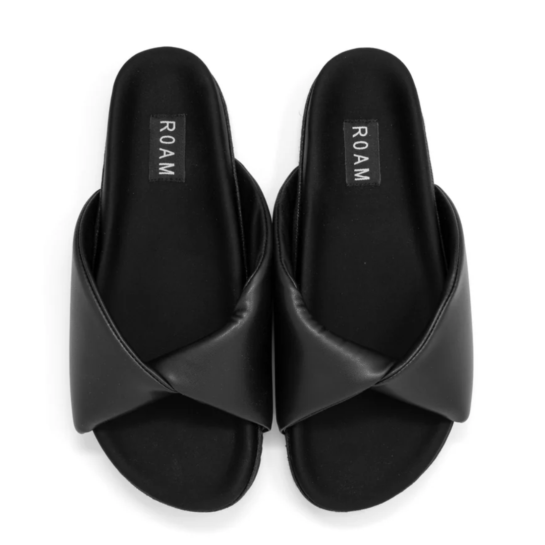 Demi Twist in Black