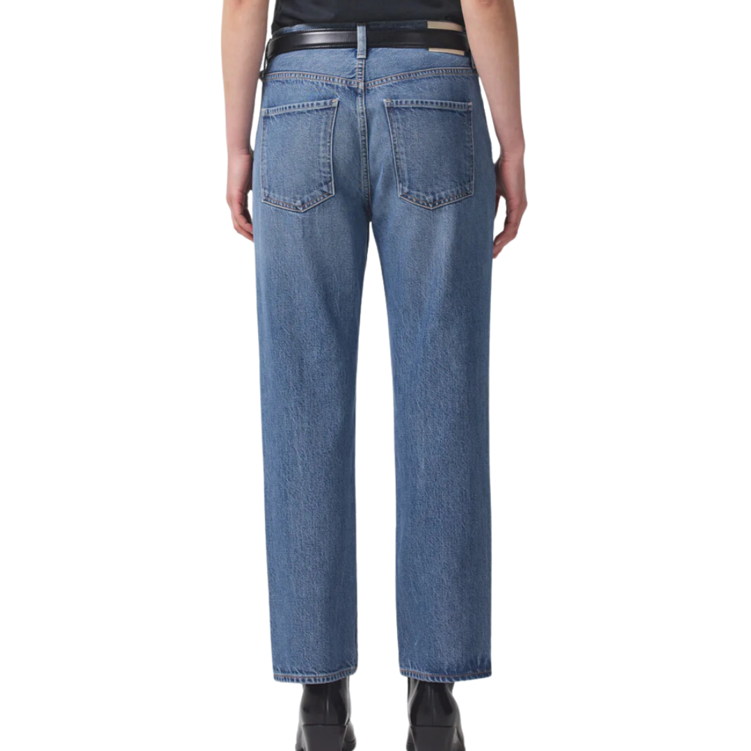 Emery Crop Relaxed Straight in Siesta