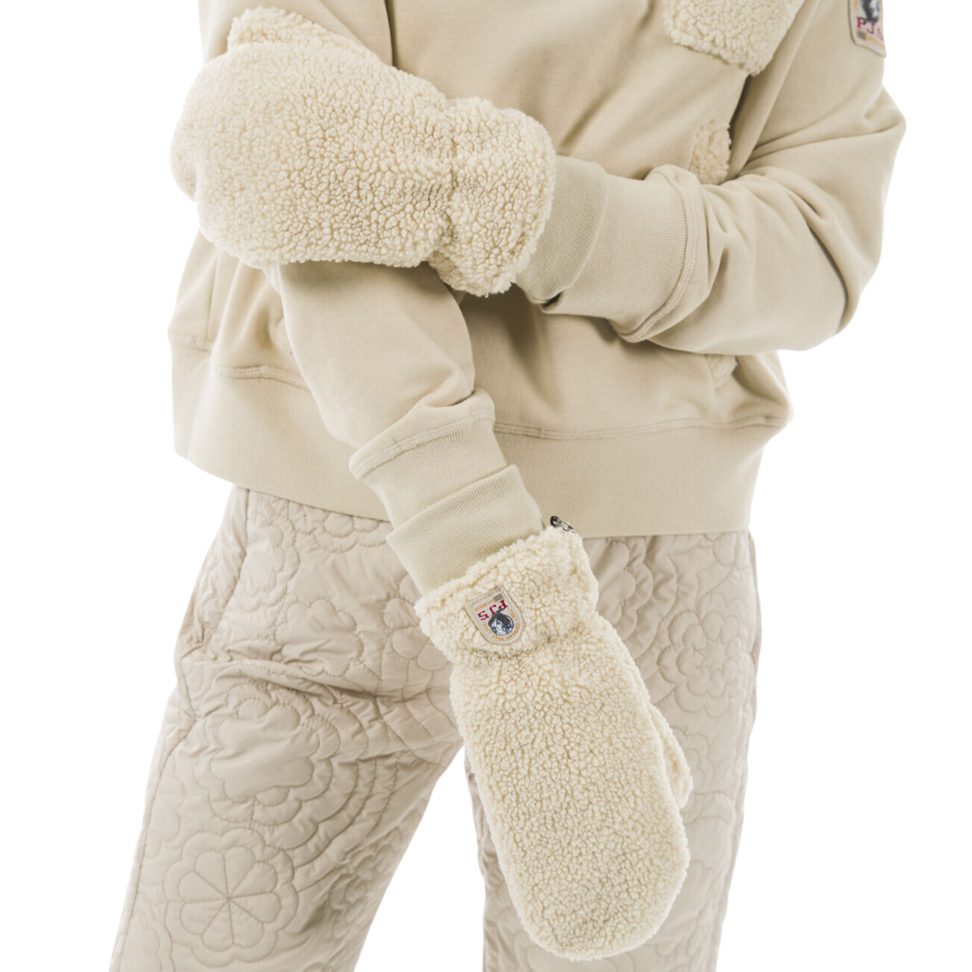 Power Mittens in Tapioca