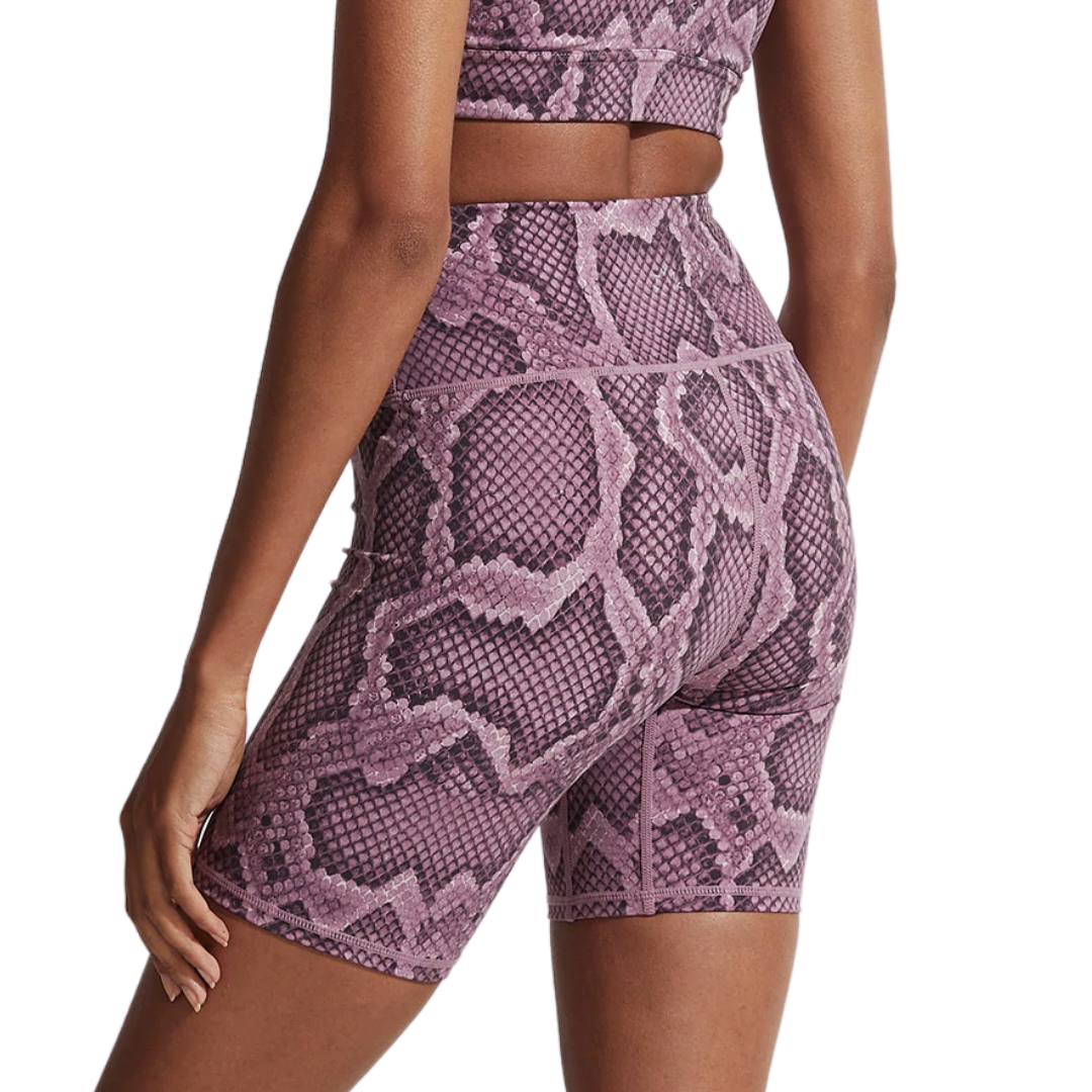 Let's Go Short 7 in Mesa Rose Snake