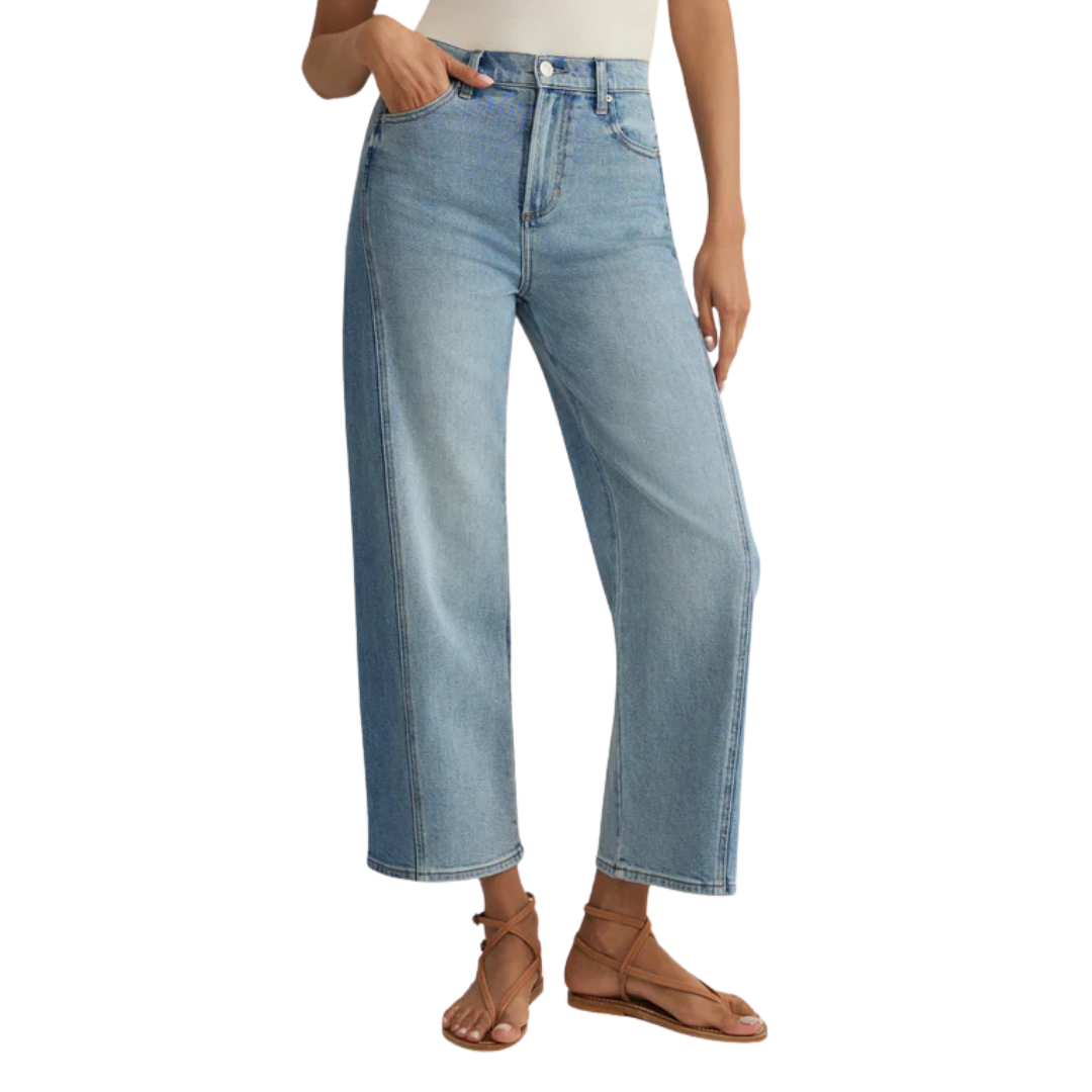 Luna Crop Bowed in Utopia