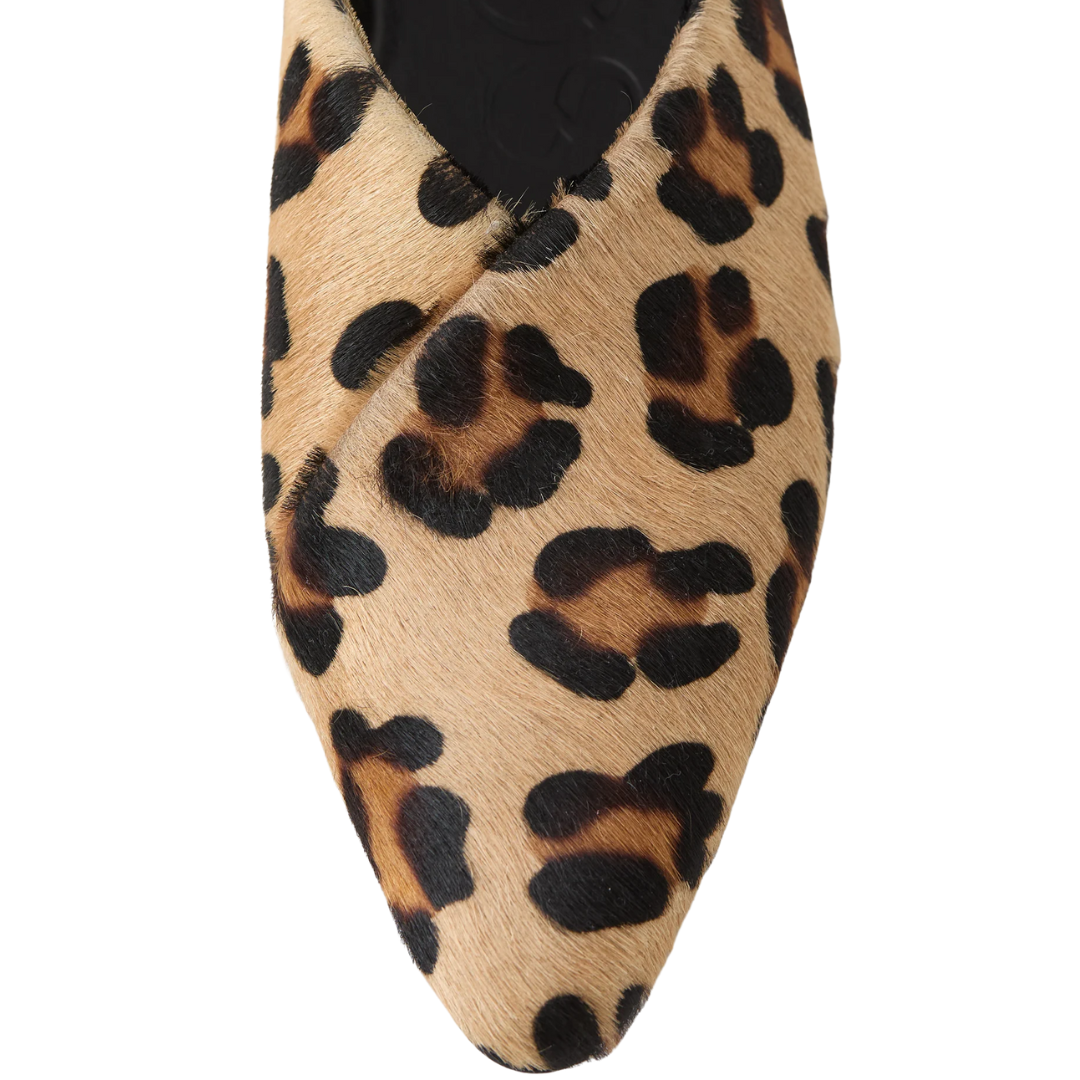 Ballerina Flats in Urban Beige