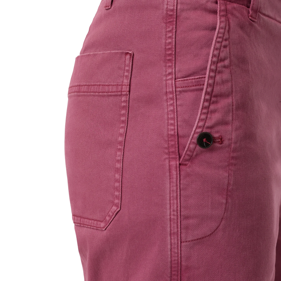 Rovea Relaxed in Cherry Red