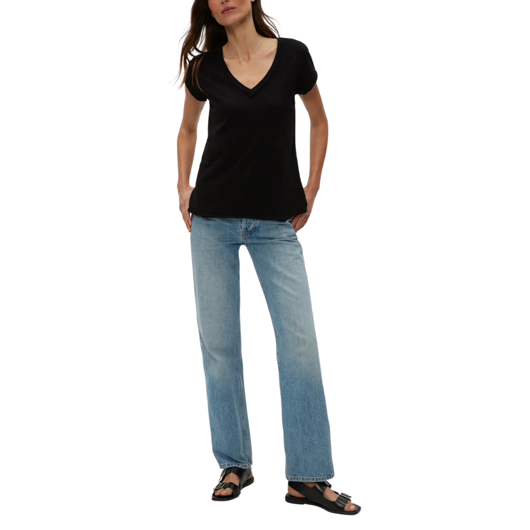 Baxter V-Neck Tee in Black
