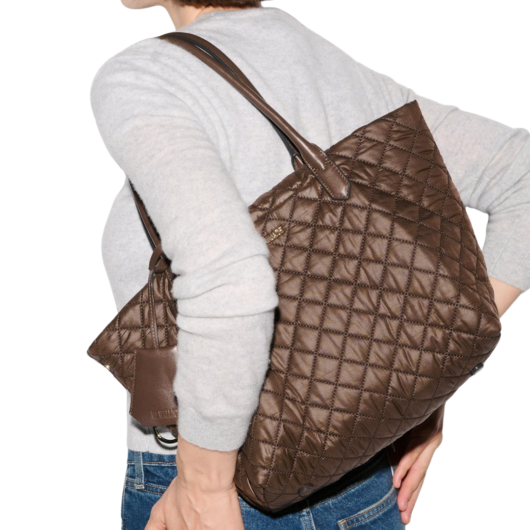 Small Daily Tote in Walnut