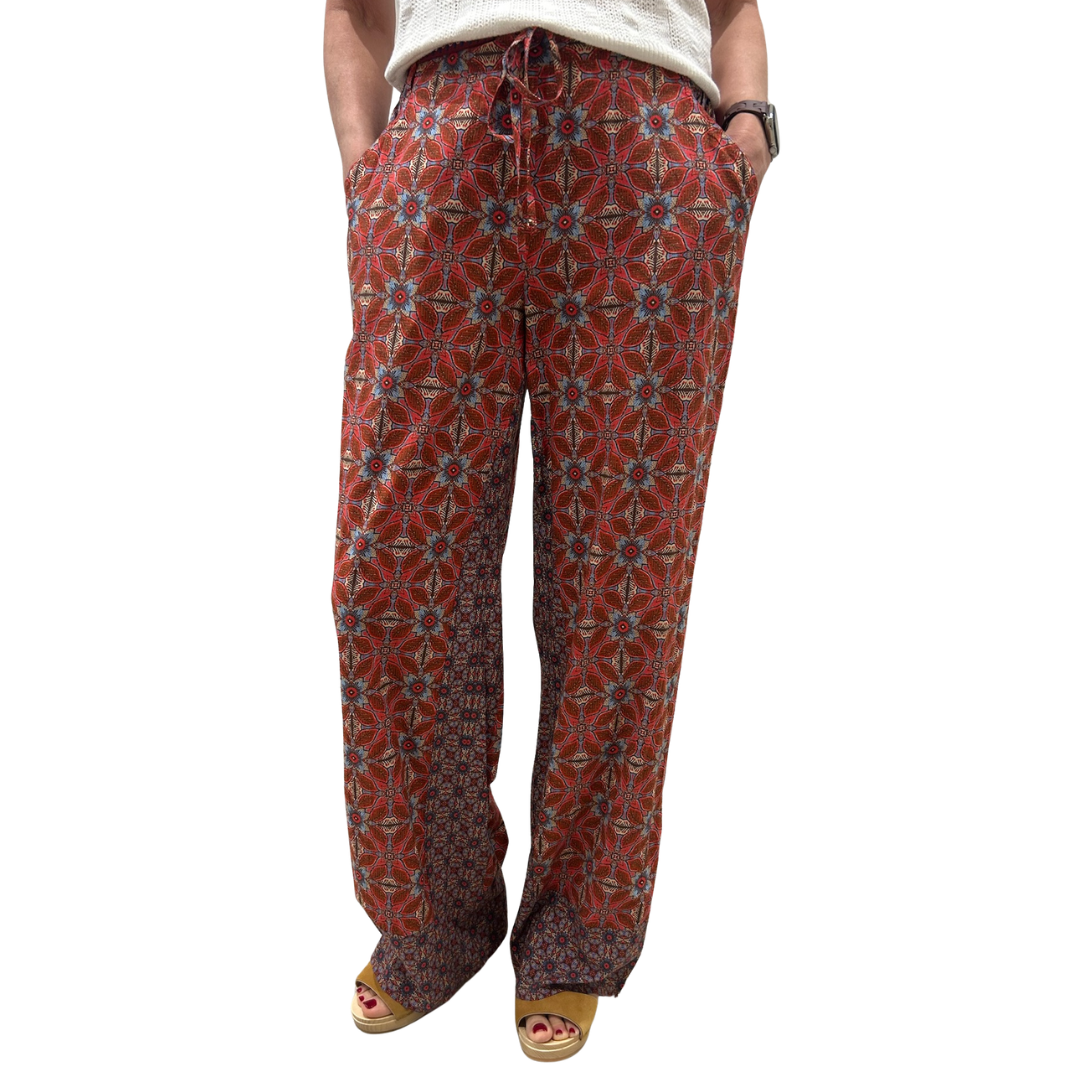 Kendra Pant in Rouge