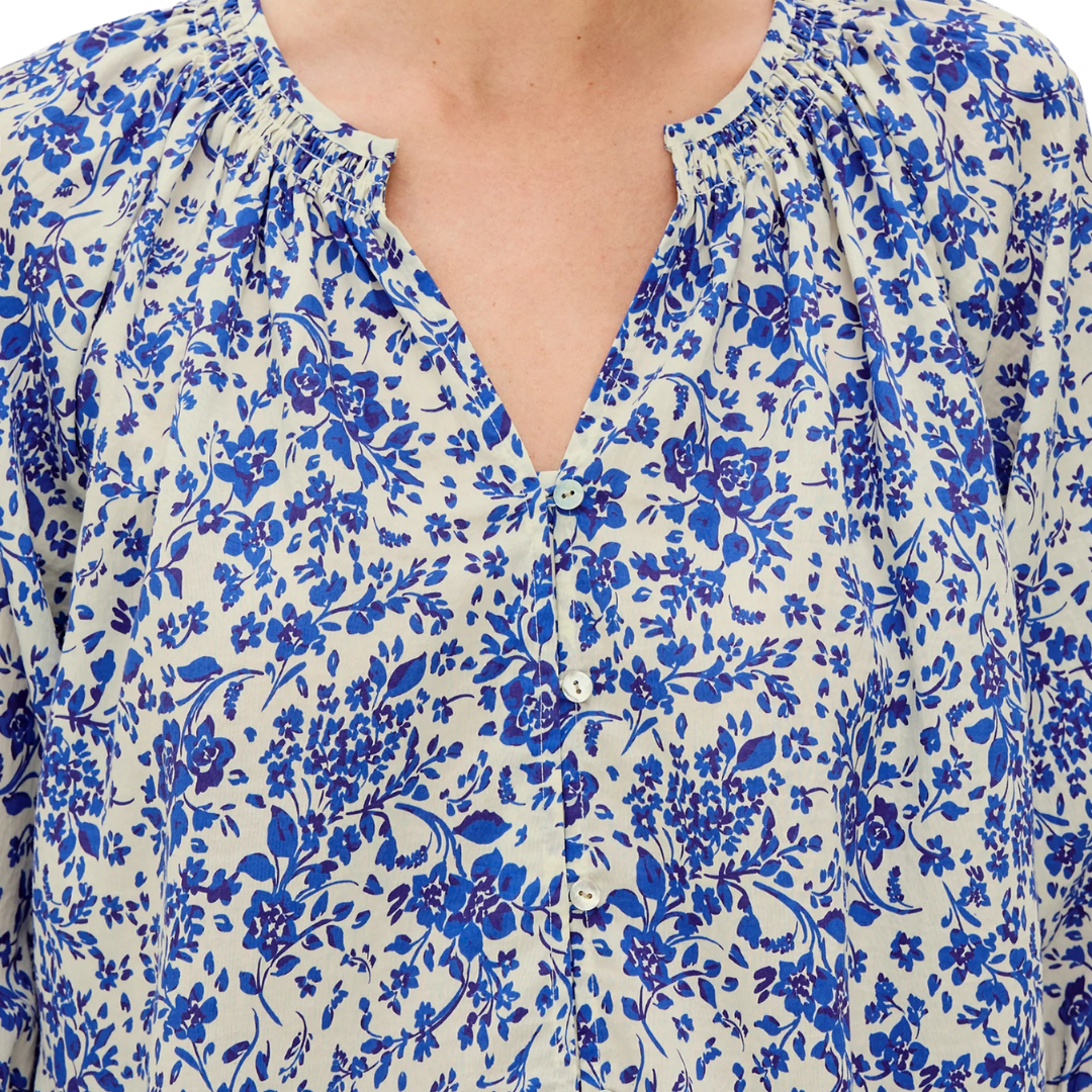 Mariah Top in Blue Marguerite