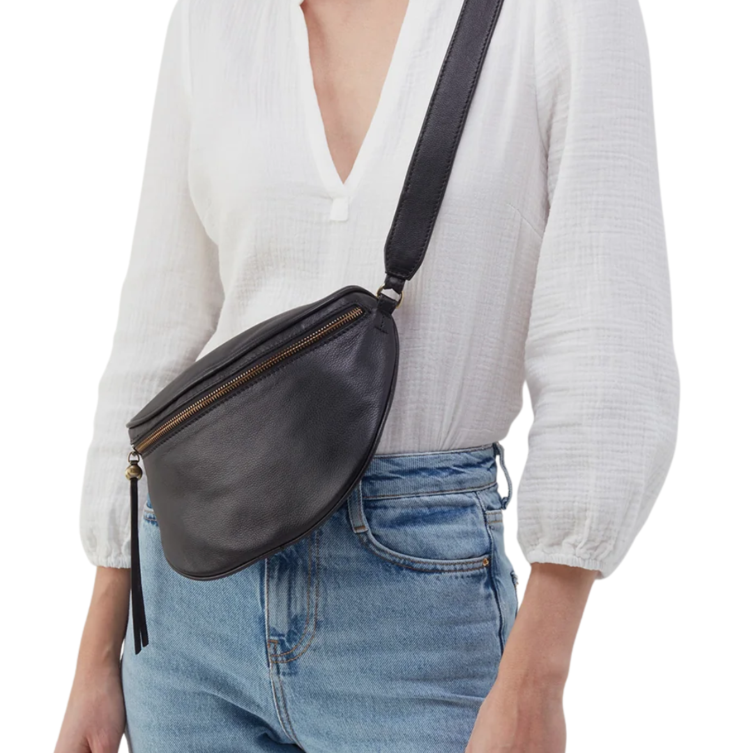 Juno Belt Bag in Smooth Black