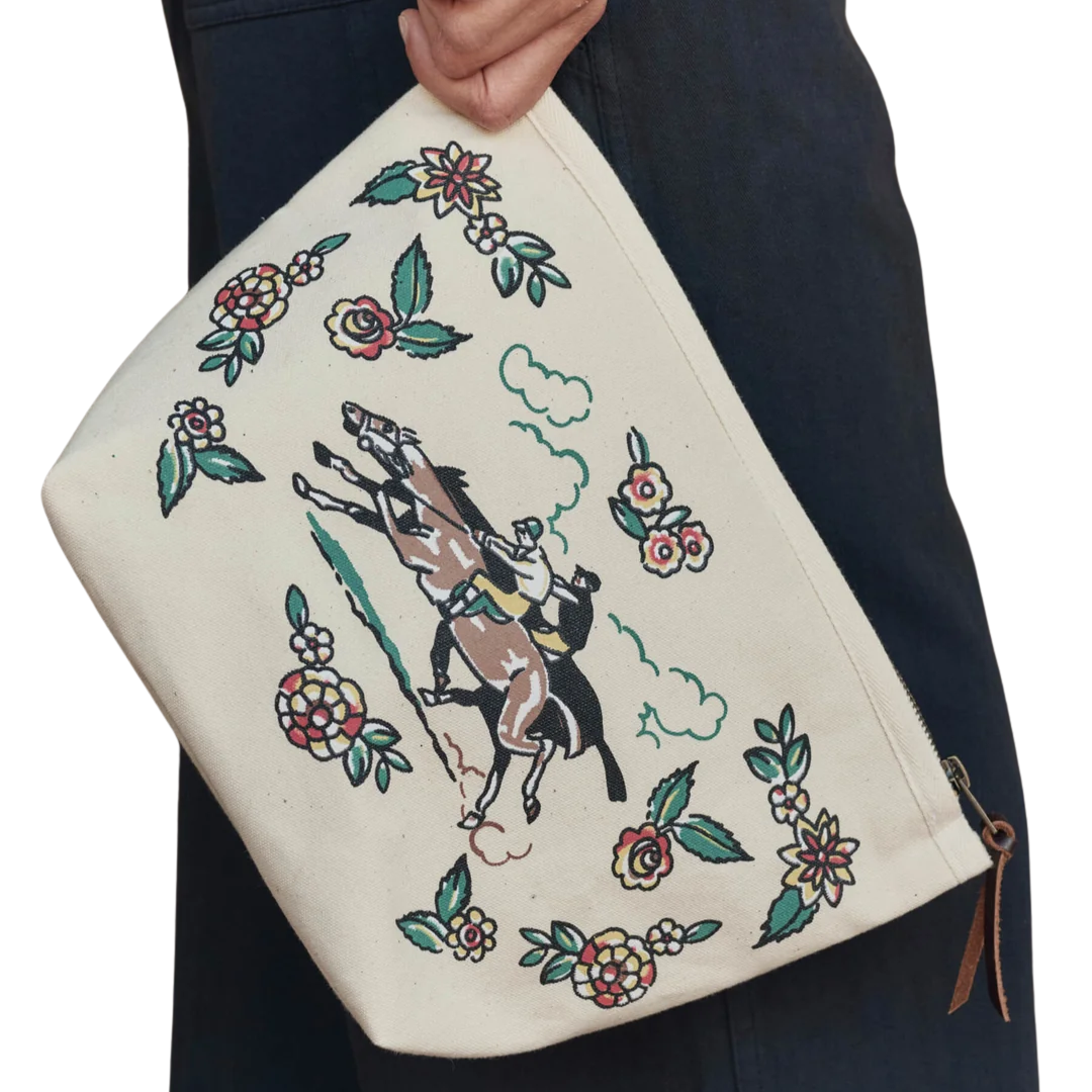 The Derby Pouch in Cream
