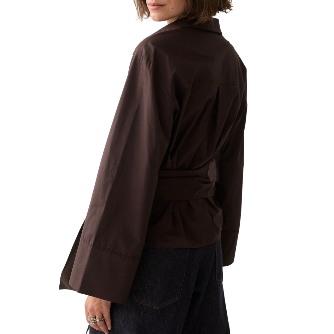 Wrap Blouse Crispy Poplin in Dark Chocolate