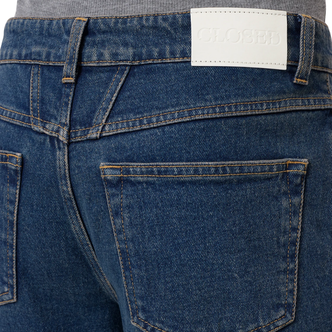 Milo Straight in Dark Blue
