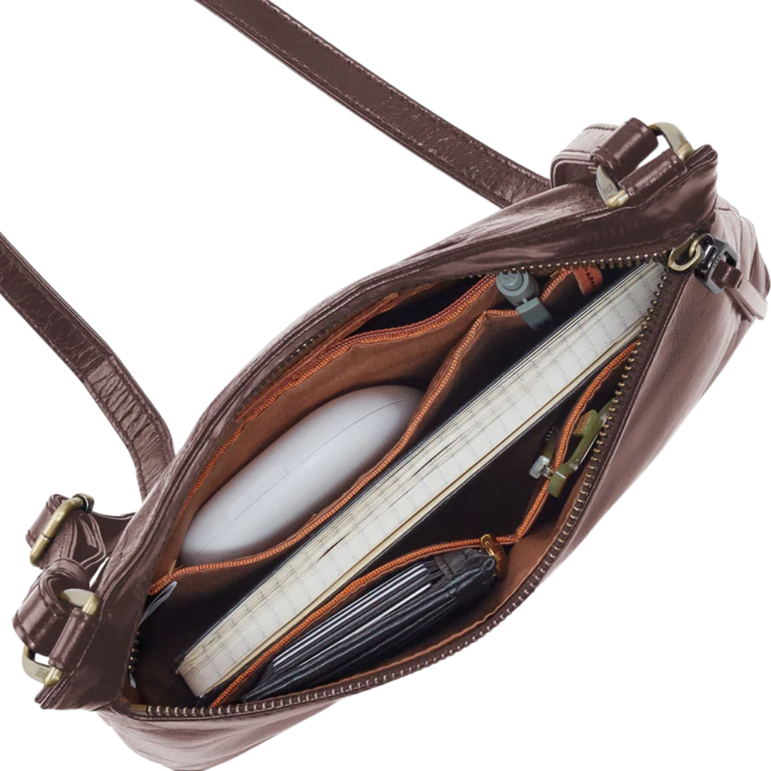 Cambel Crossbody in Hearthstone