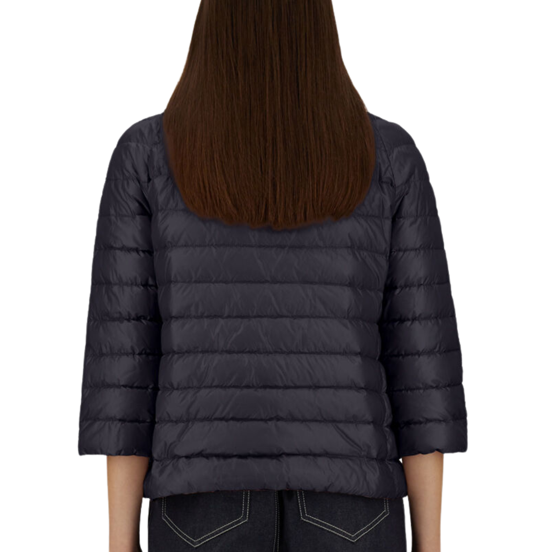 Reversible Cape Nylon Ultralight in Black/Chantilly