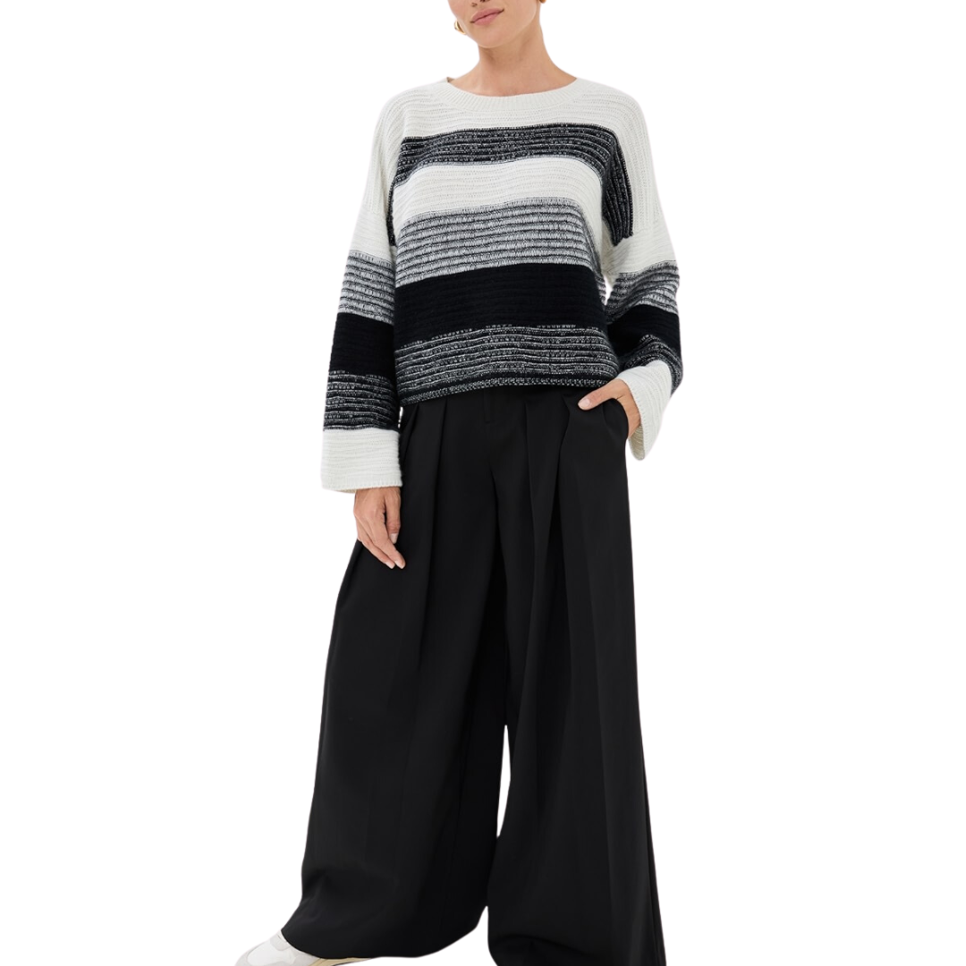Cisco Dolman Crewneck in Black/Gardenia