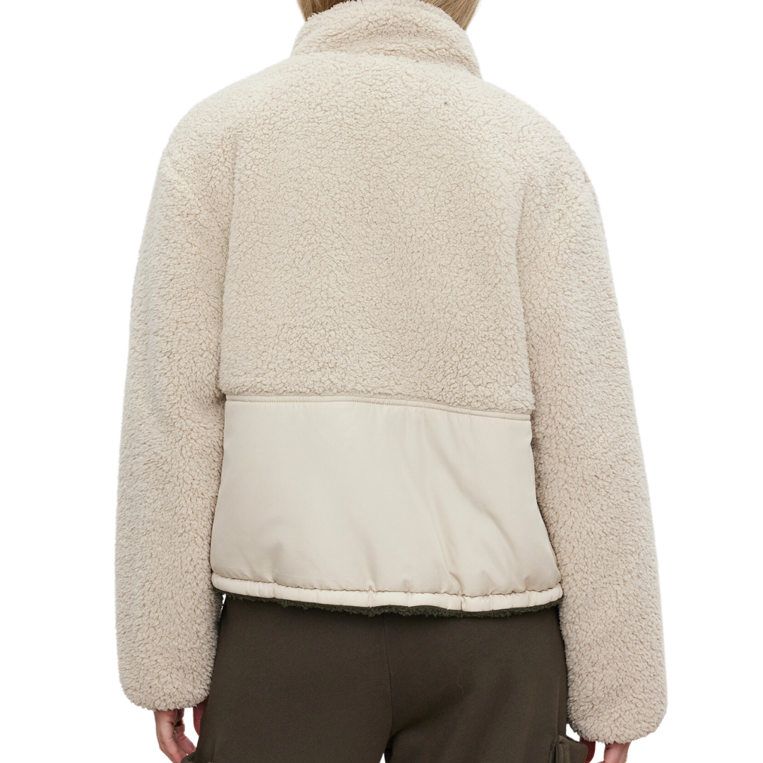 Tasha Reversible Puffer Sherpa Jacket in Army