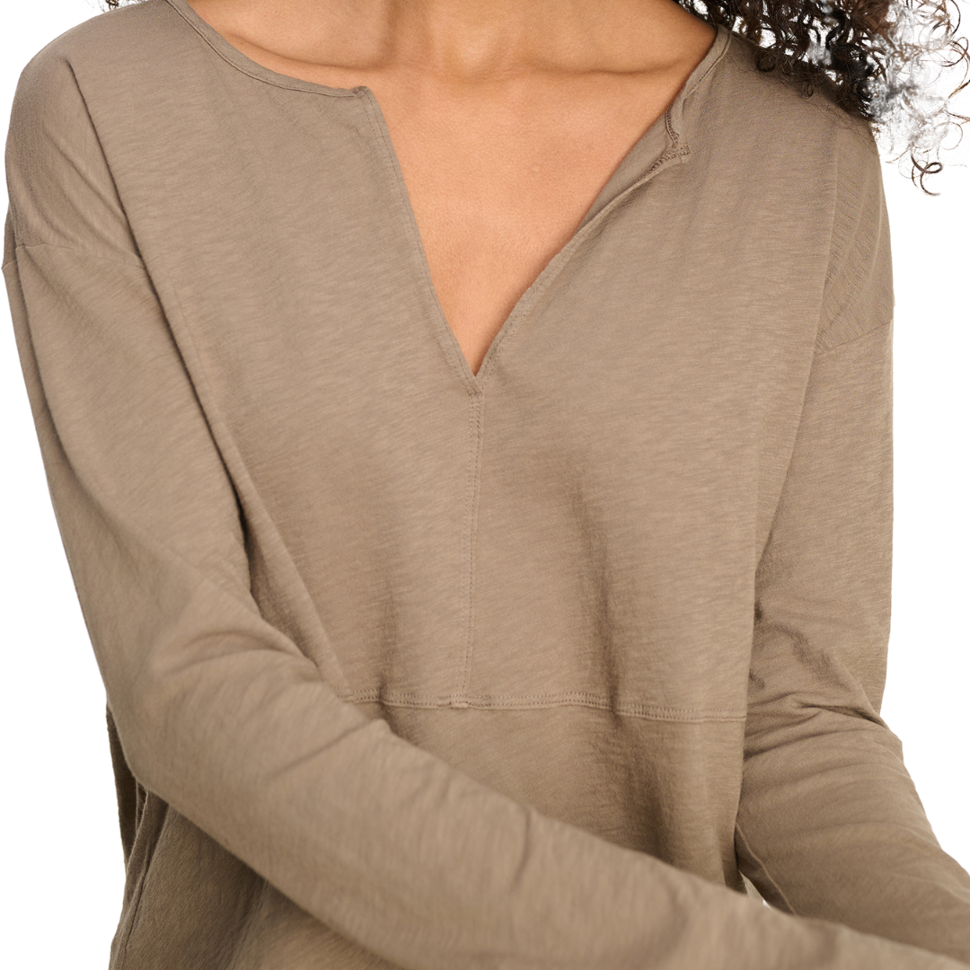 Vint V-neck Top in Clove