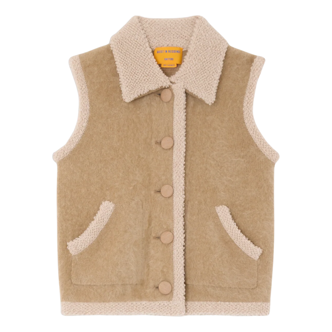 Grizzly Wrangler Vest in Camel