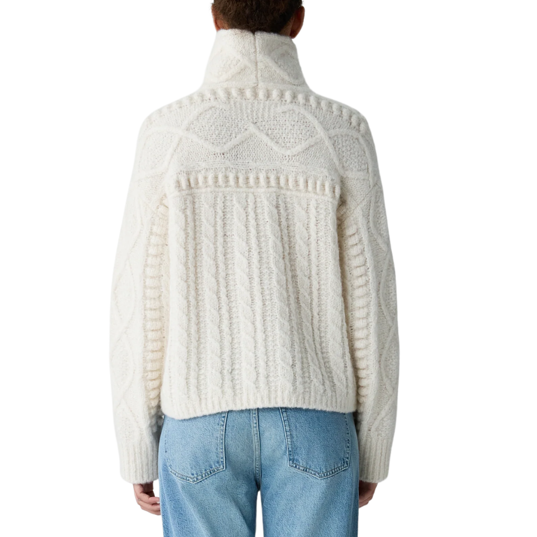 Super Cloud Turtleneck in Cream